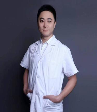 李昊原：周氏骨科七代传人