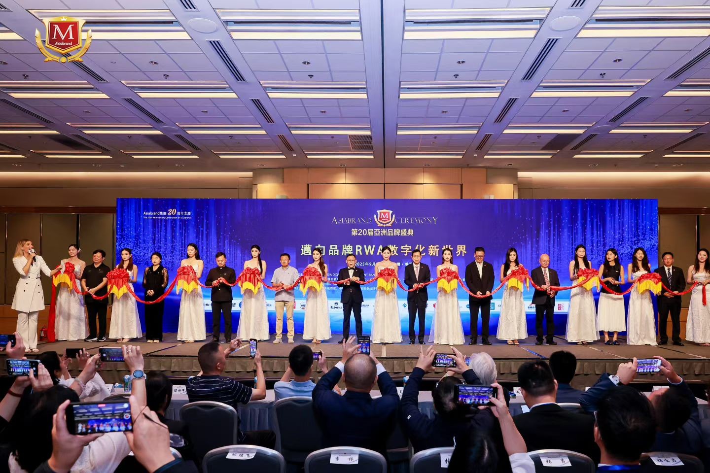 1759109188578497.jpg 3.jpg