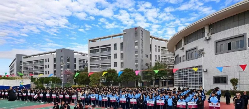 厦门市铧大技术学校打造“AI+”全专业职教新高地