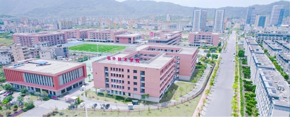 福州市福外技术学校构建“AI+全专业”新生态